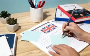 Budgeting for Success: Managing Higher Education Costs and Scholarships in the USA